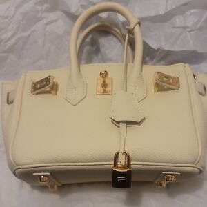Elegant Cream Handbag